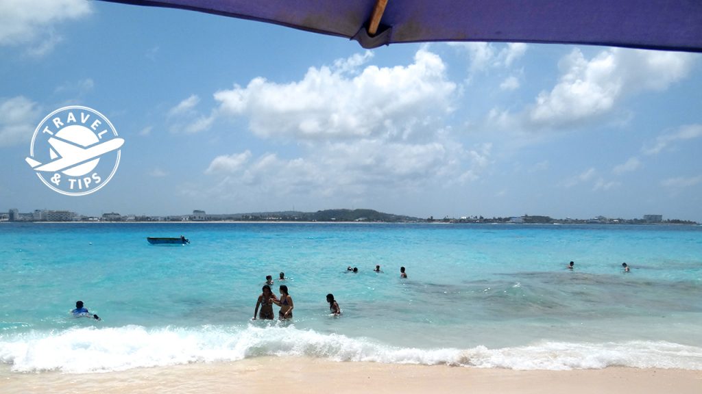 Vista desde la playa de Jhonny cay